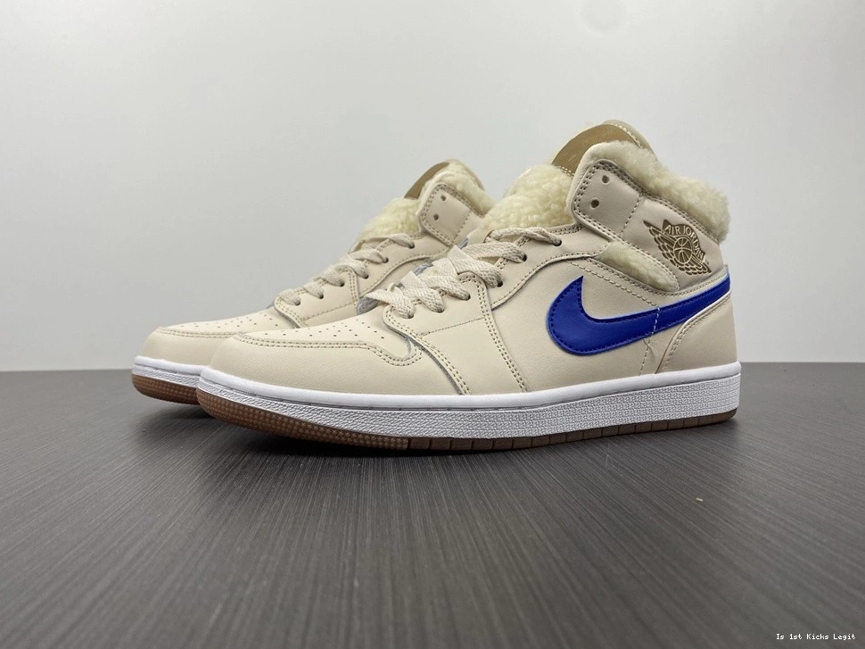 Fleece Mid 1 DO2207-264 (GS) Jordan Pearl - White 0120